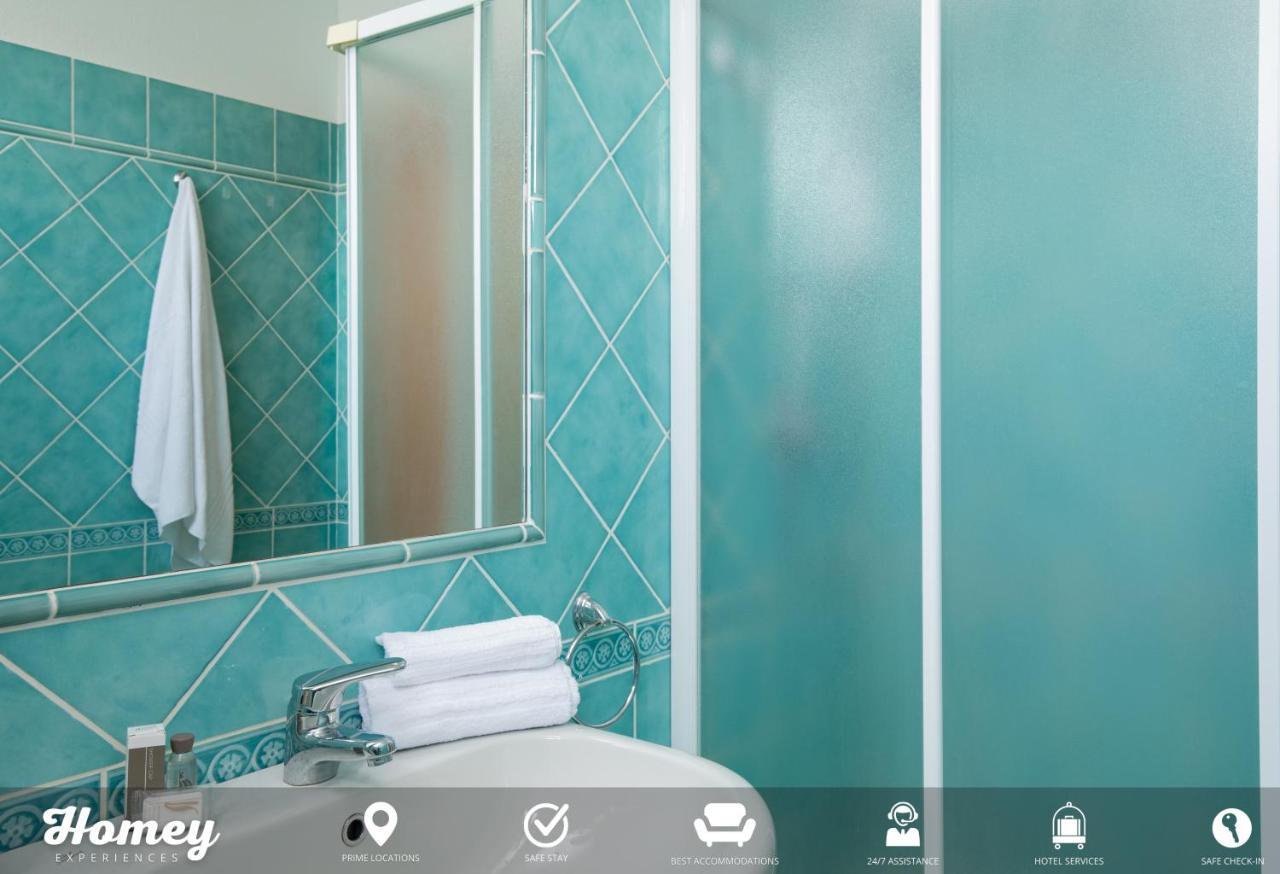 Homey Experience - Central Stay La Maddalena  Luaran gambar