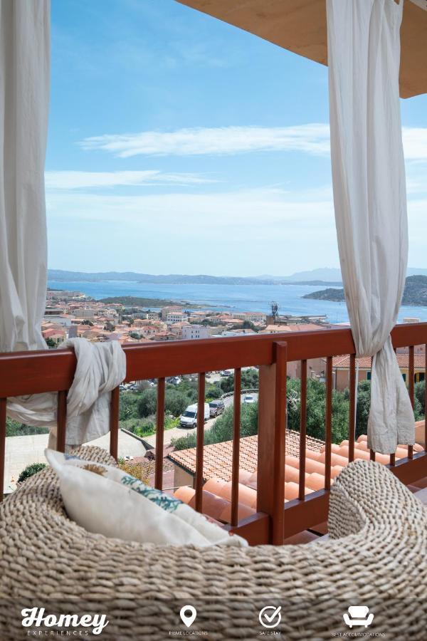 Homey Experience - Central Stay La Maddalena  Luaran gambar